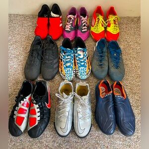 SOCCER Cleats size 8
